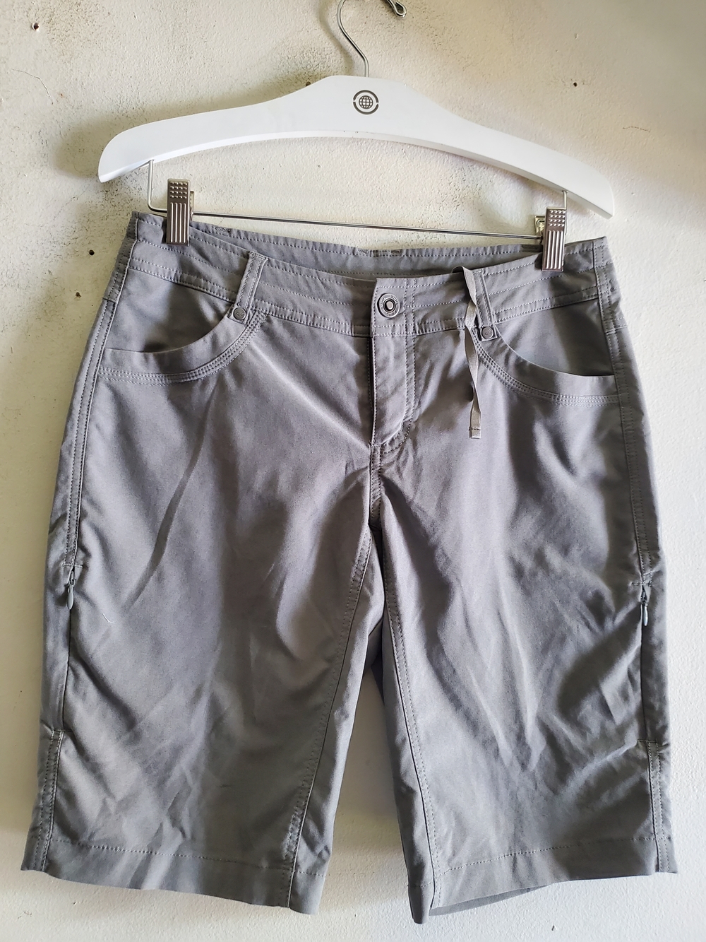 Kuhl Light Gray Women's Knee-Length Shorts - Picture 2 of 9